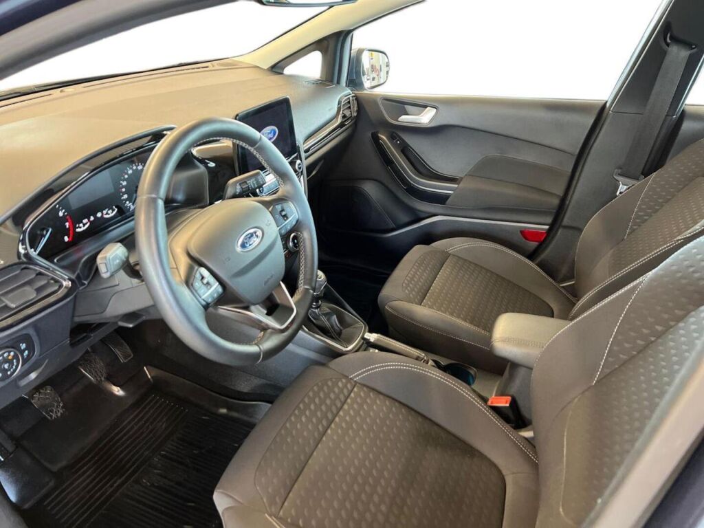 Ford Fiesta 2021 Sininen