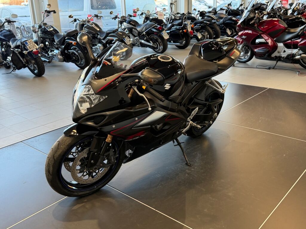 Suzuki GSX-R 2006 Musta
