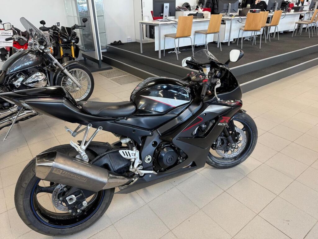 Suzuki GSX-R 2006 Musta
