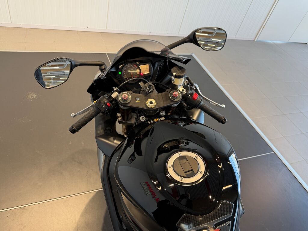 Suzuki GSX-R 2006 Musta