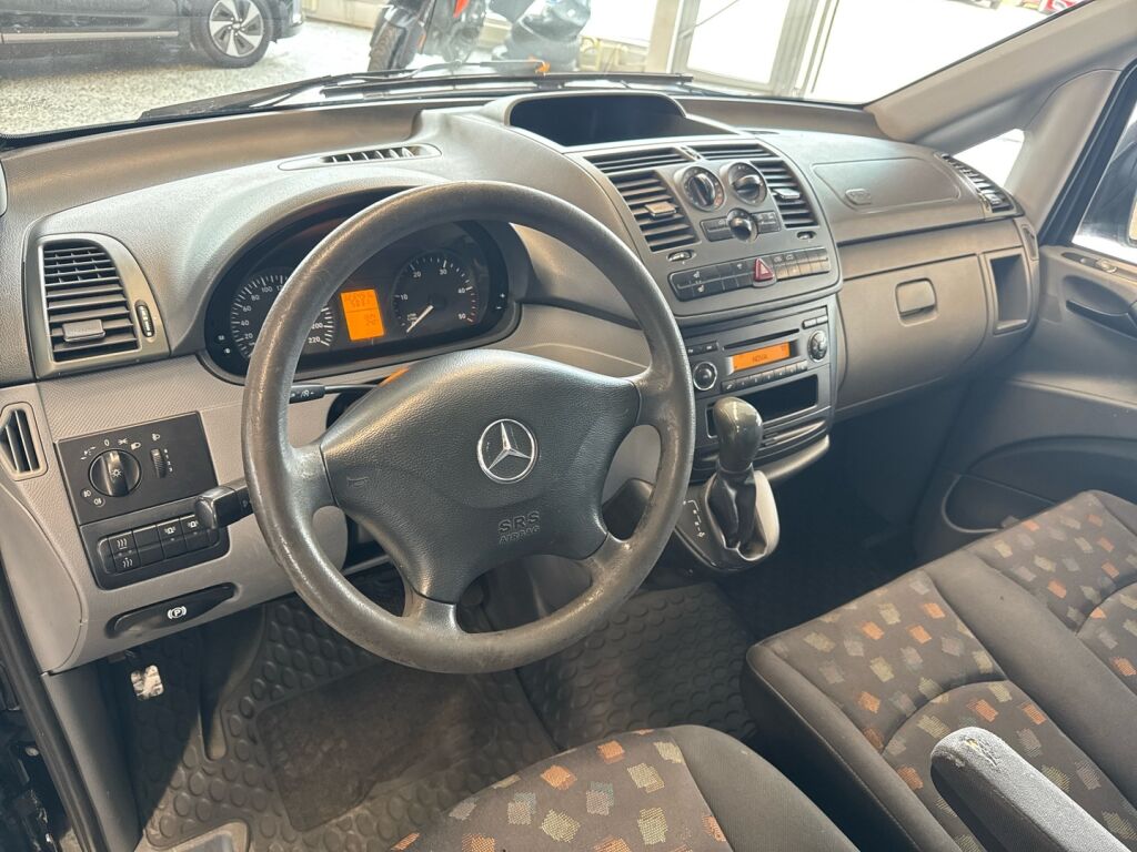 Mercedes-Benz Vito 2008 Musta
