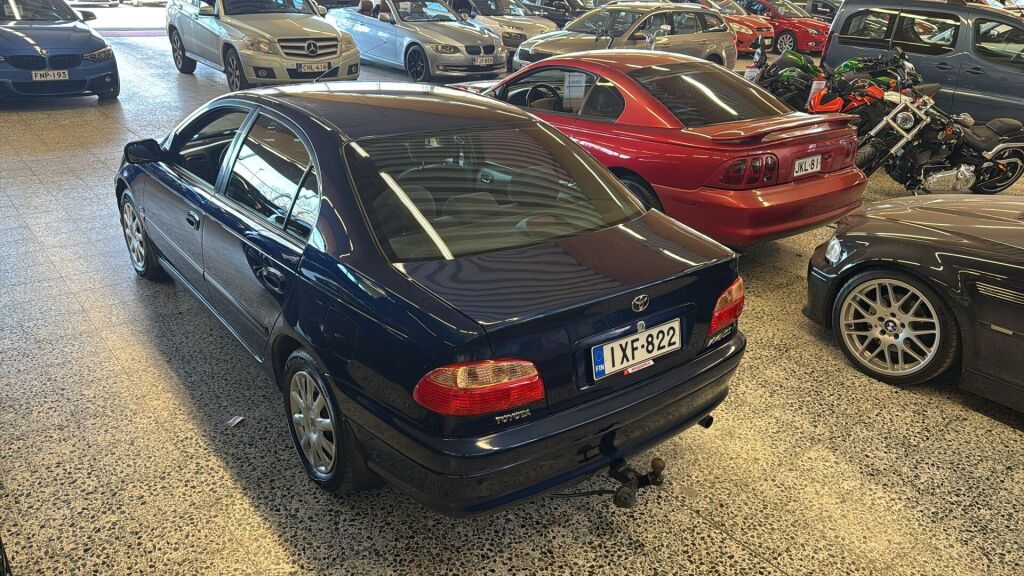 Toyota Avensis 2003 Sininen