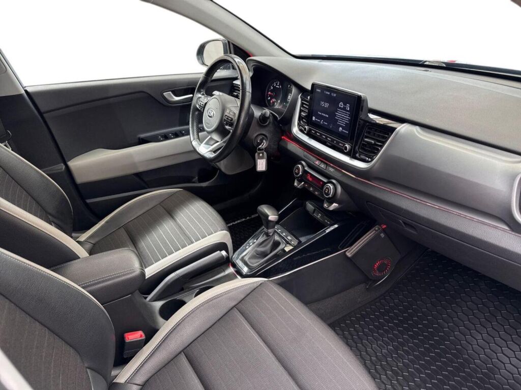 Kia Stonic 2021 Sininen