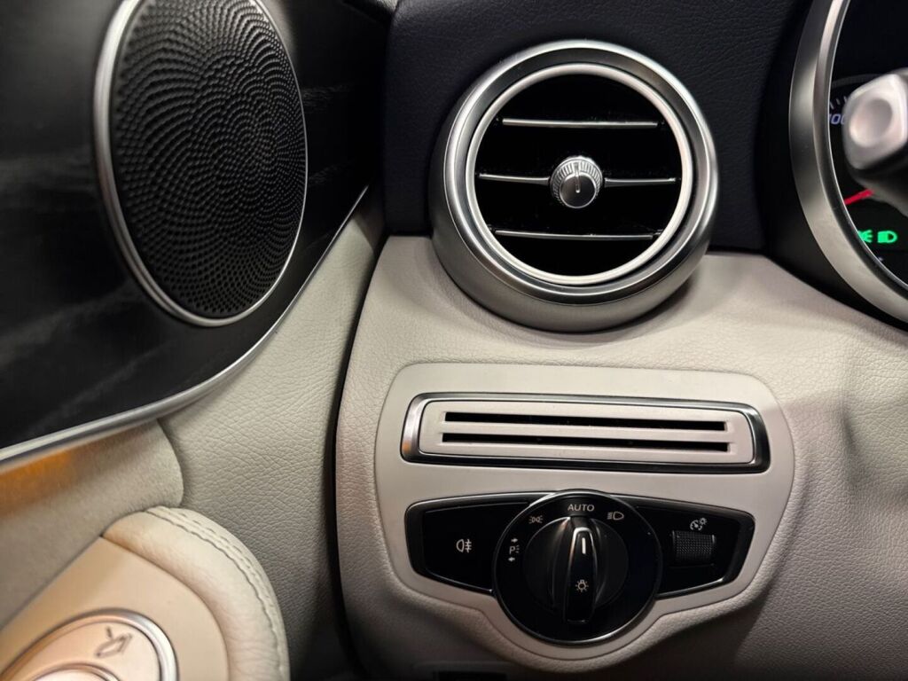 Mercedes-Benz C 2017 Harmaa