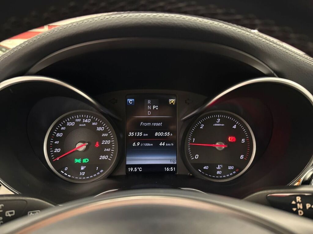 Mercedes-Benz C 2017 Harmaa
