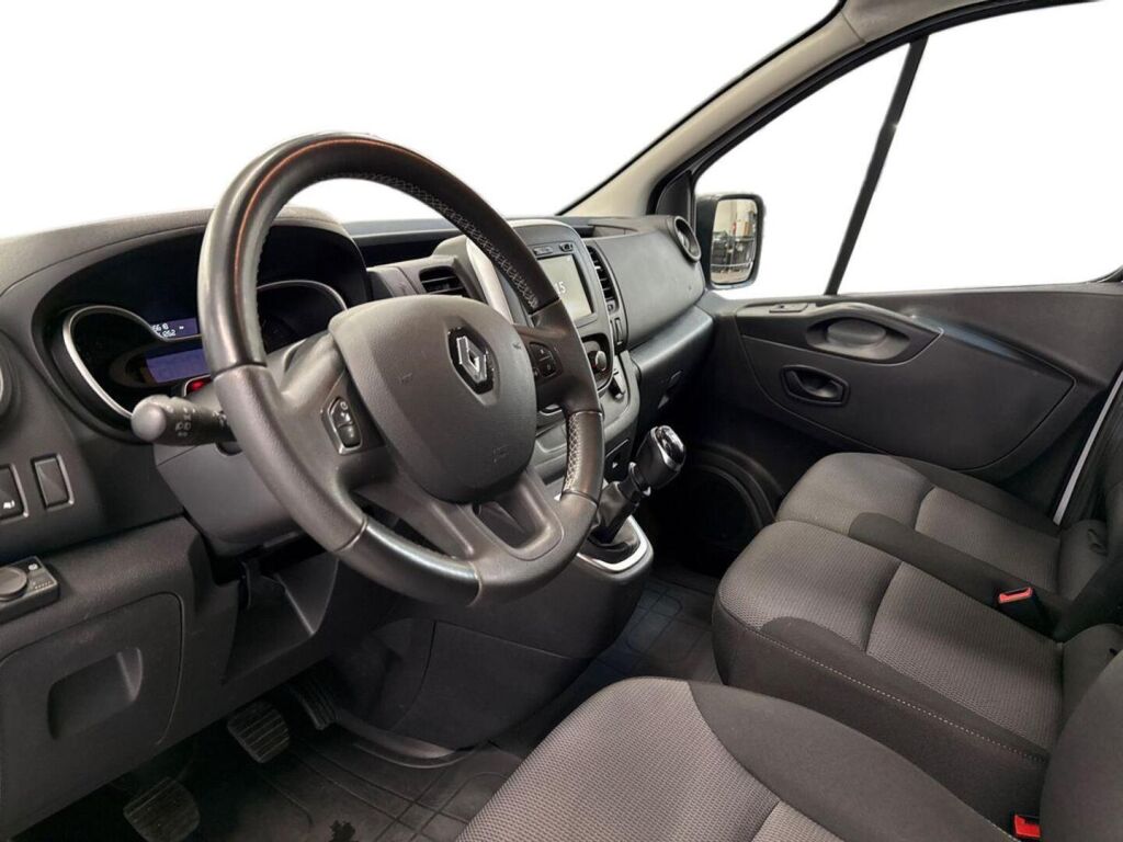 Renault Trafic 2021 Valkoinen