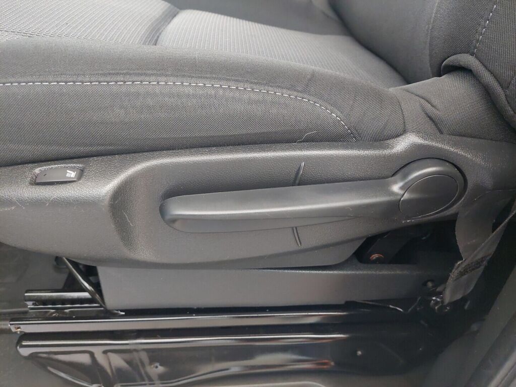 Renault Trafic 2020 Valkoinen