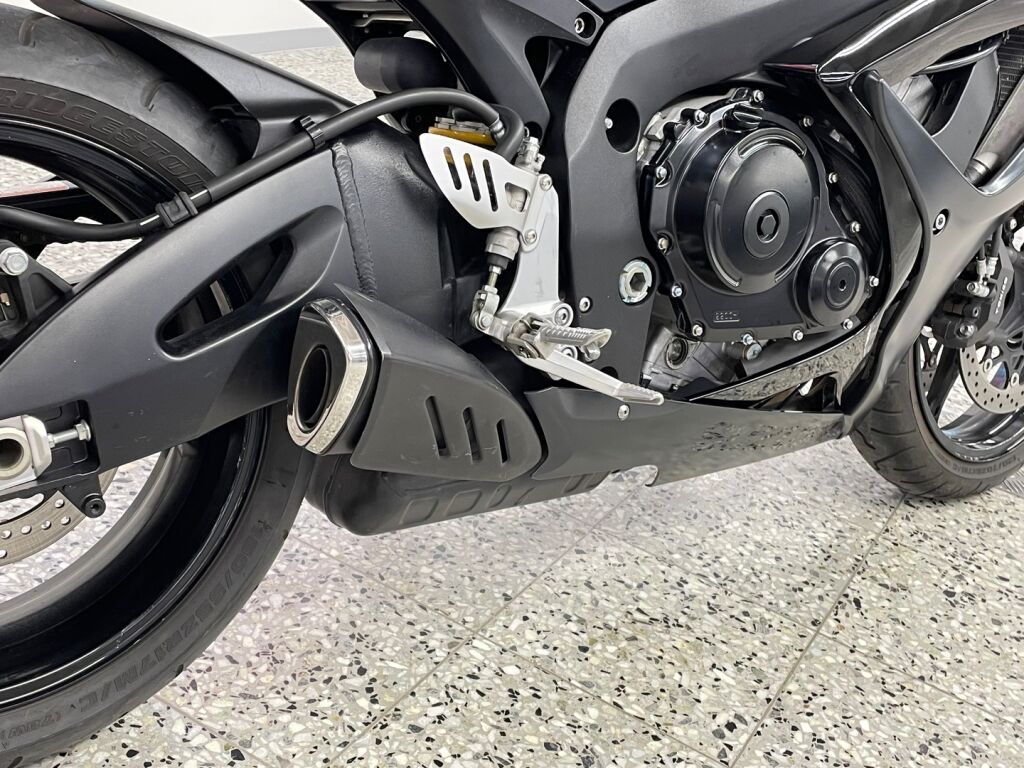 Suzuki GSX-R 2006 Musta