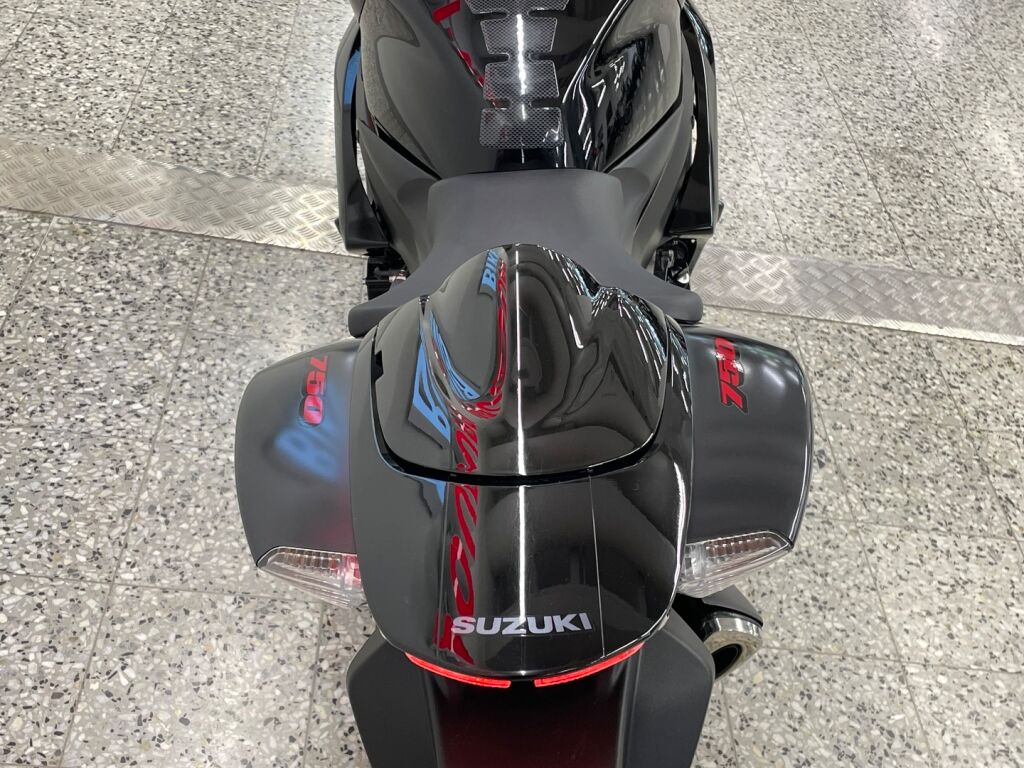 Suzuki GSX-R 2006 Musta
