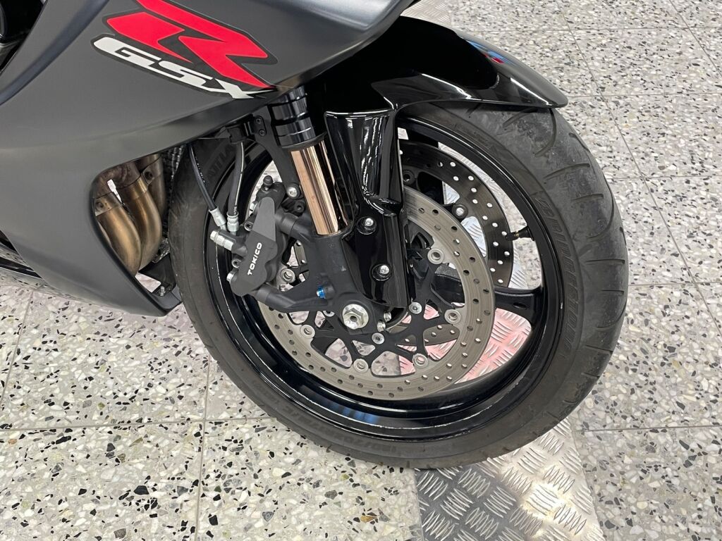 Suzuki GSX-R 2006 Musta