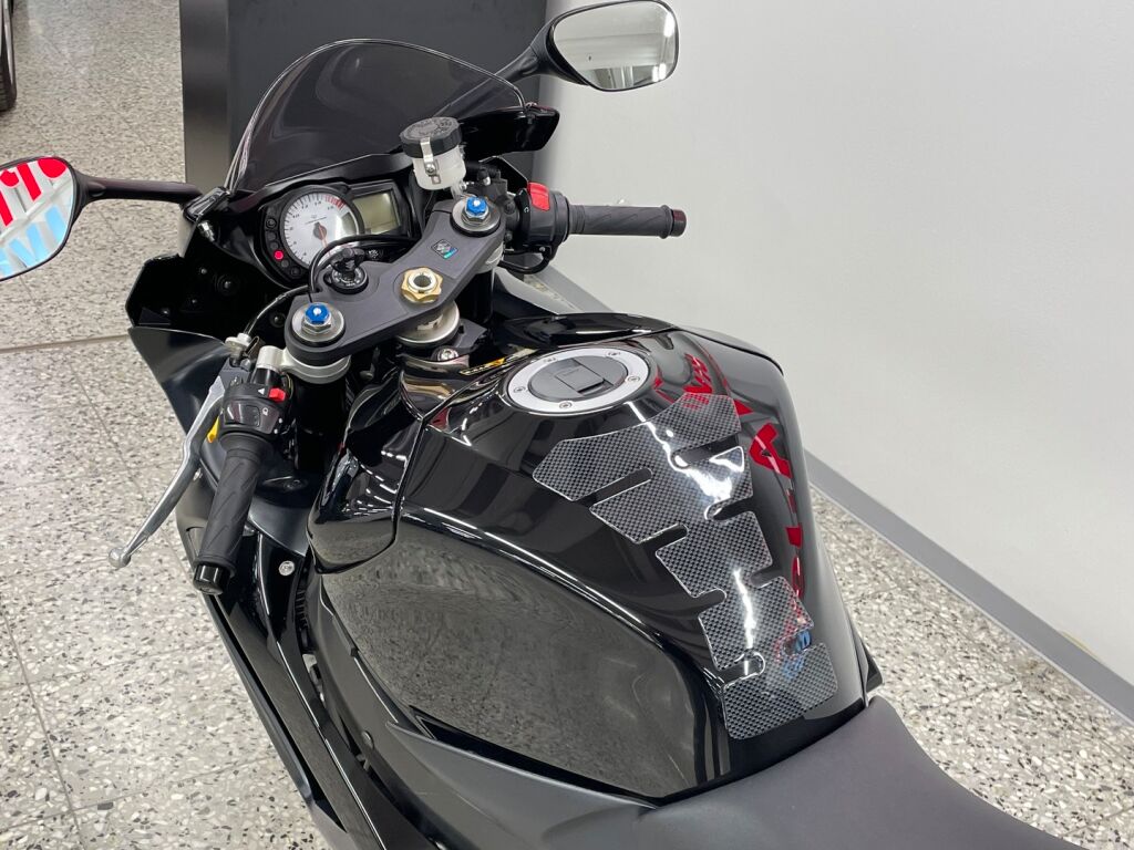 Suzuki GSX-R 2006 Musta