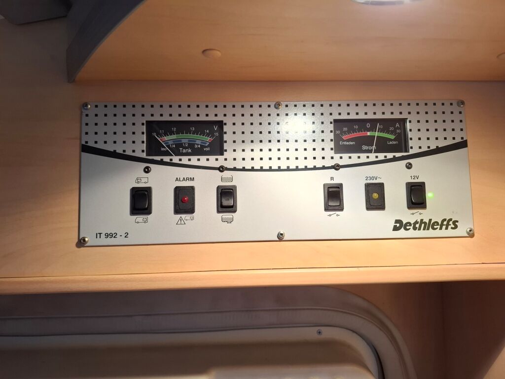 Dethleffs T6541 2008 Harmaa