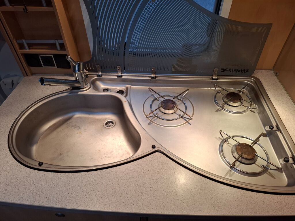 Dethleffs T6541 2008 Harmaa