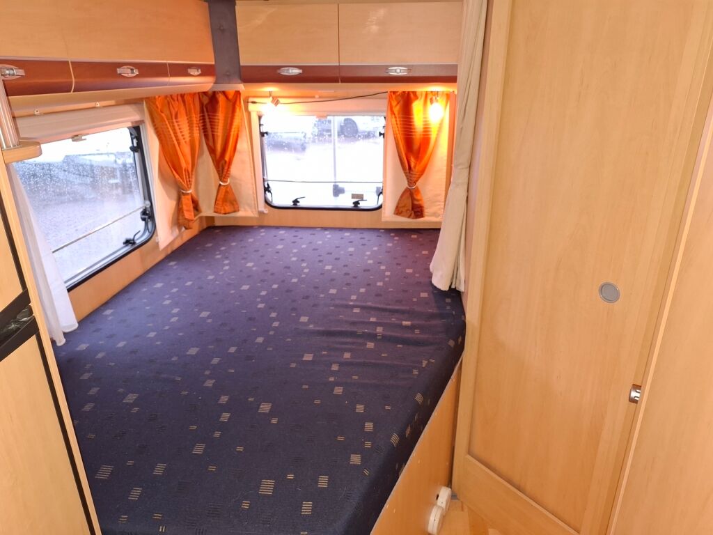 Dethleffs T6541 2008 Harmaa