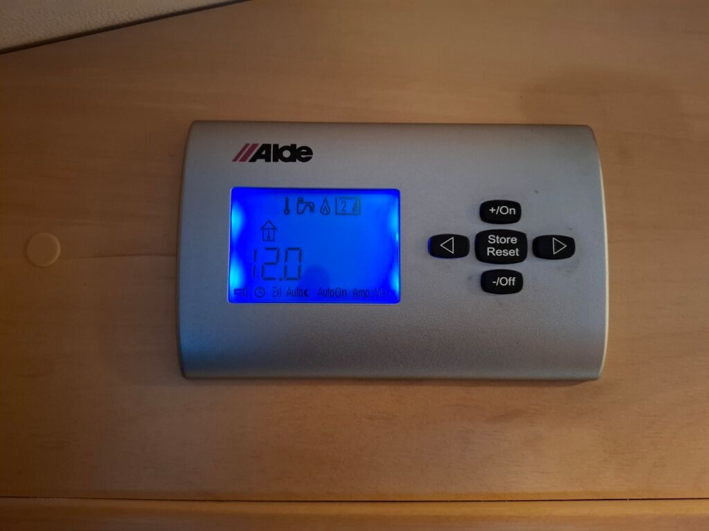 Dethleffs T6541 2008 Harmaa