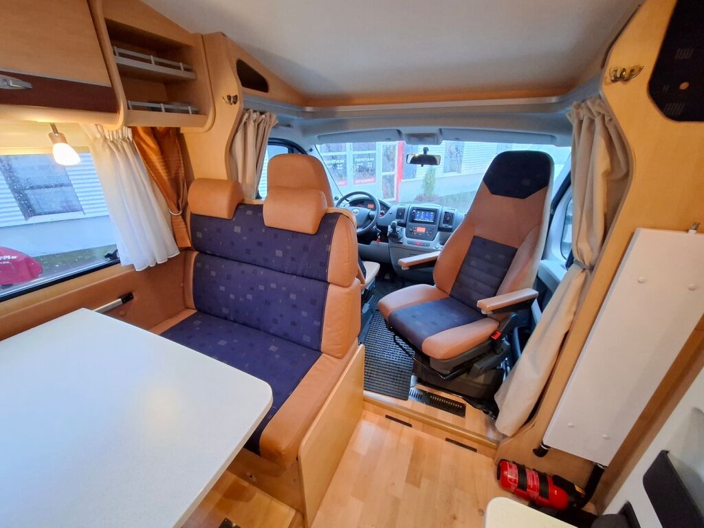 Dethleffs T6541 2008 Harmaa