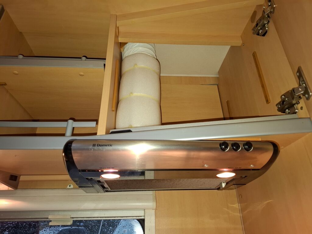 Dethleffs T6541 2008 Harmaa