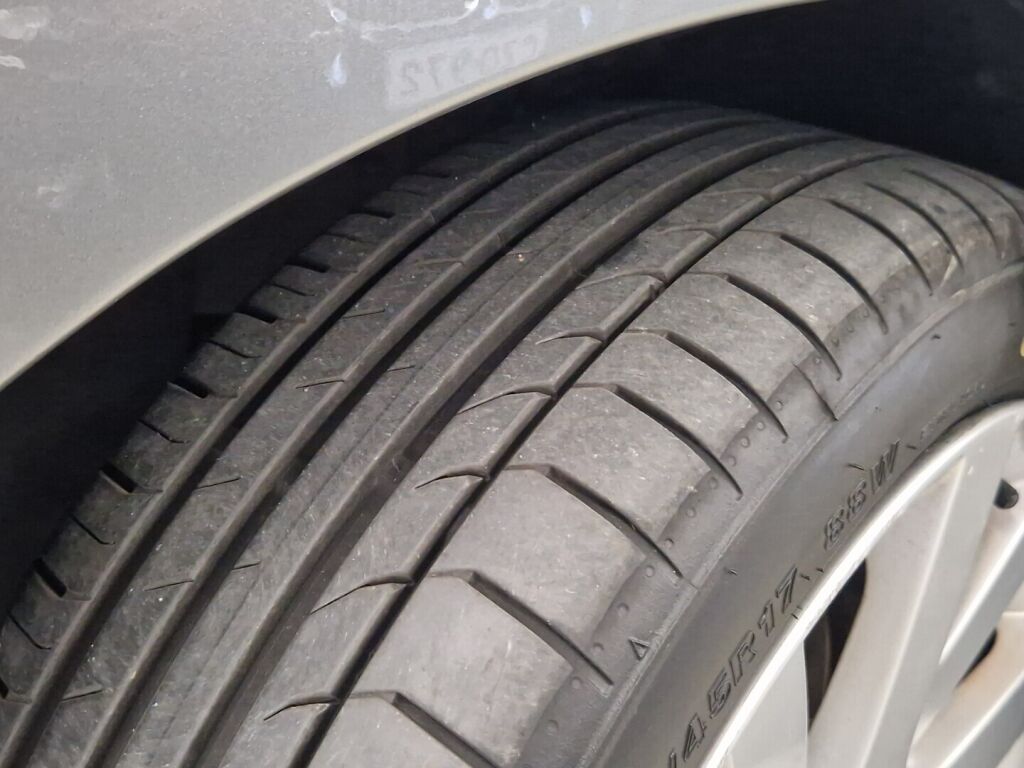Peugeot 207 2008 Harmaa