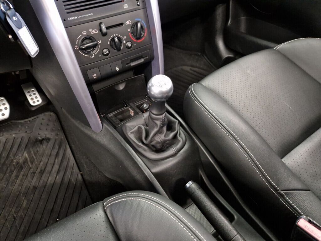 Peugeot 207 2008 Harmaa