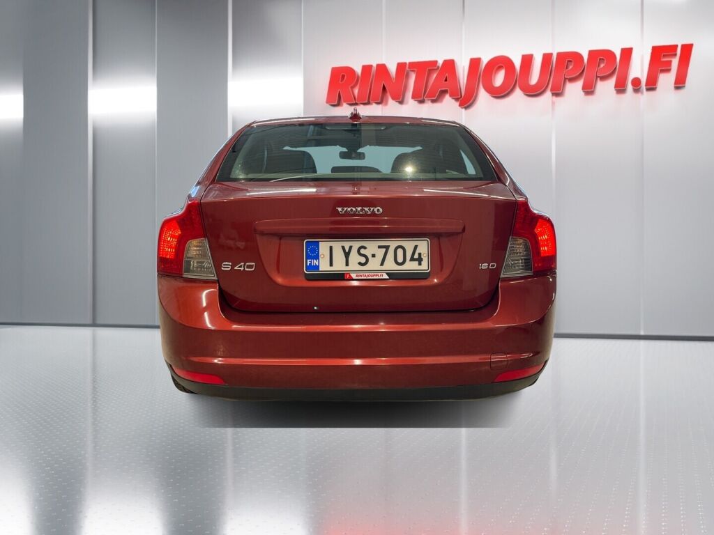 Volvo S40 2008 Punainen