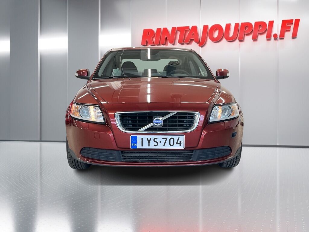 Volvo S40 2008 Punainen