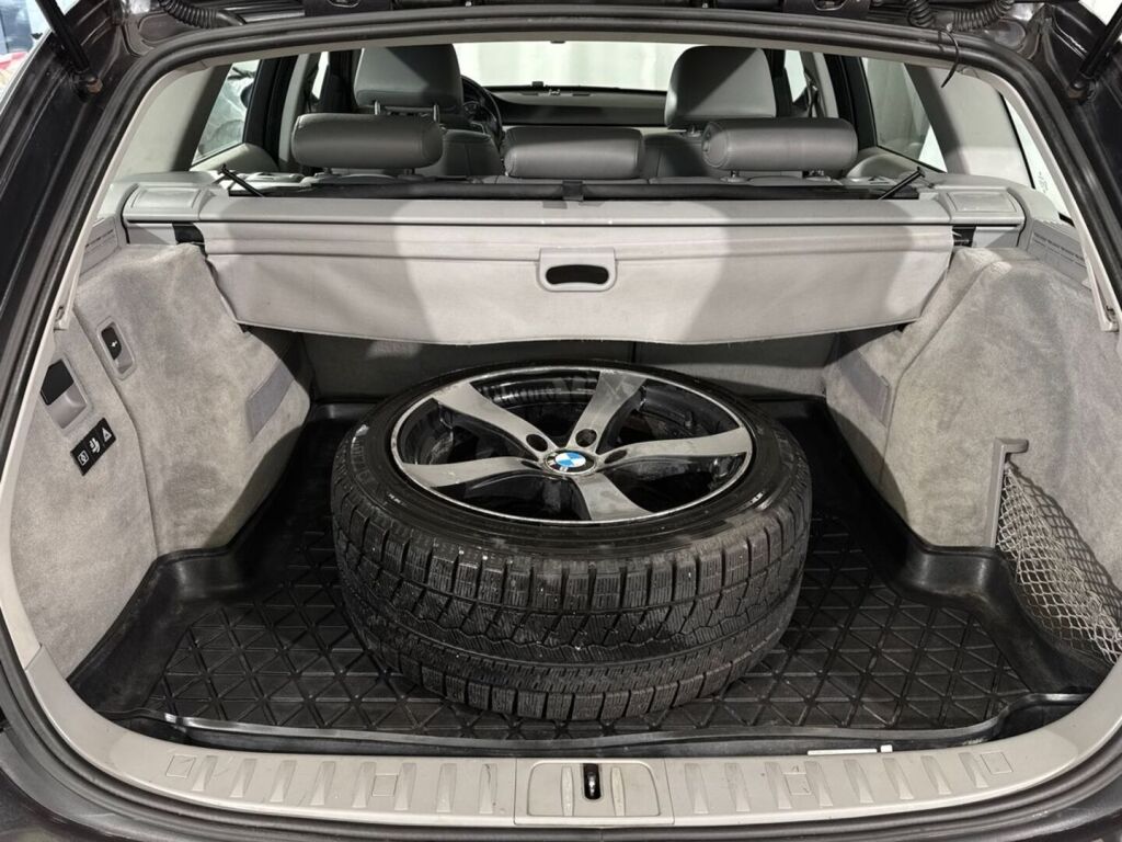 BMW 330 2008 Harmaa