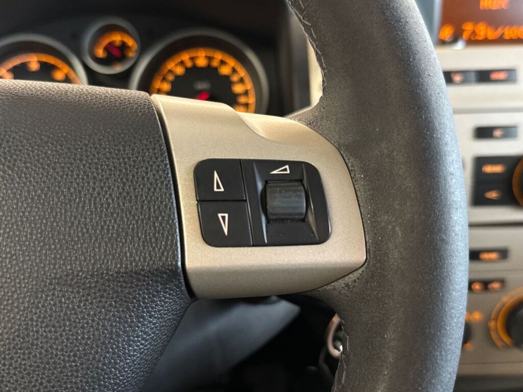 Opel Zafira 2008 Hopea