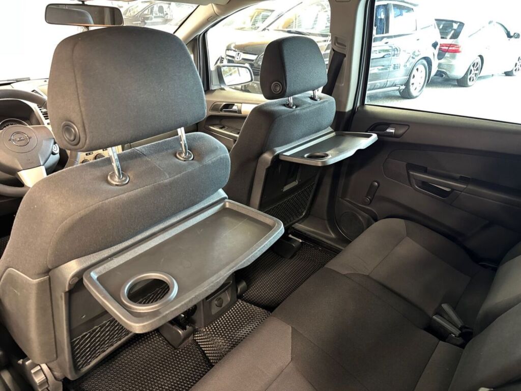 Opel Zafira 2008 Hopea