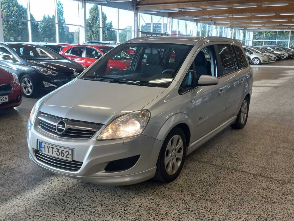 Opel Zafira 2008 Hopea