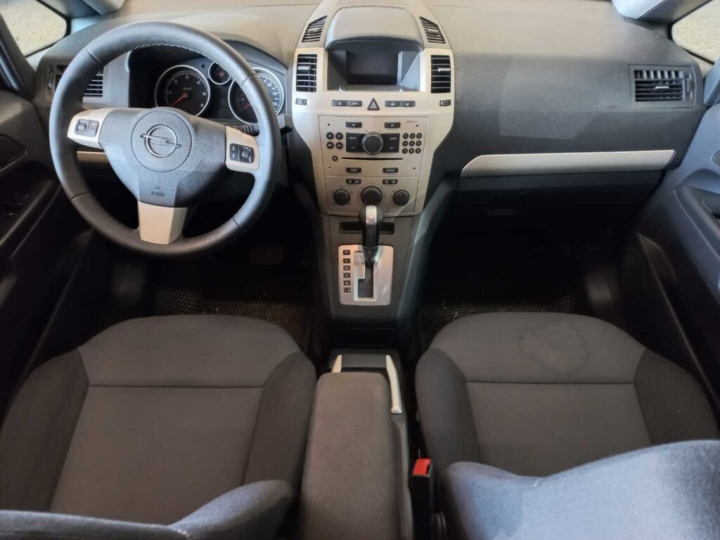 Opel Zafira 2008 Hopea