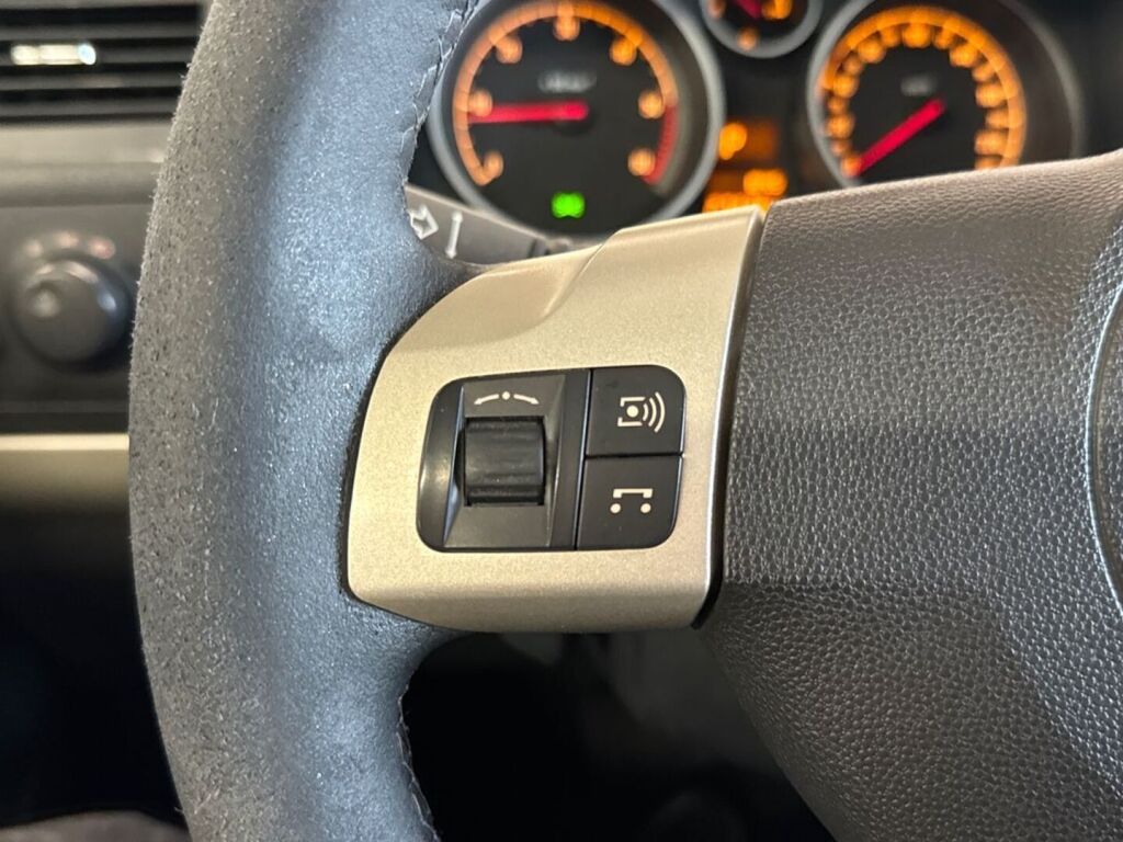 Opel Zafira 2008 Hopea