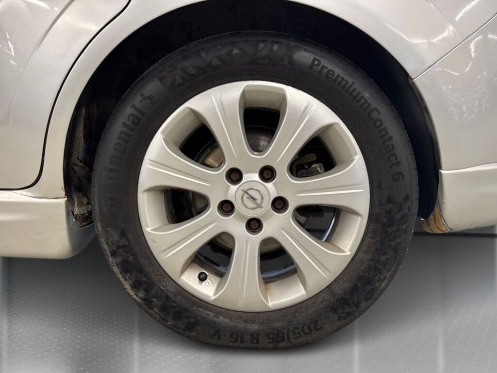 Opel Zafira 2008 Hopea