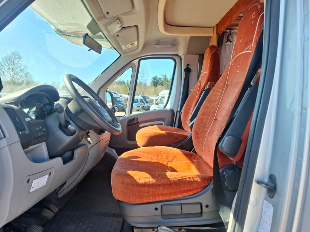 Bürstner Argos A 747 2007 Valkoinen