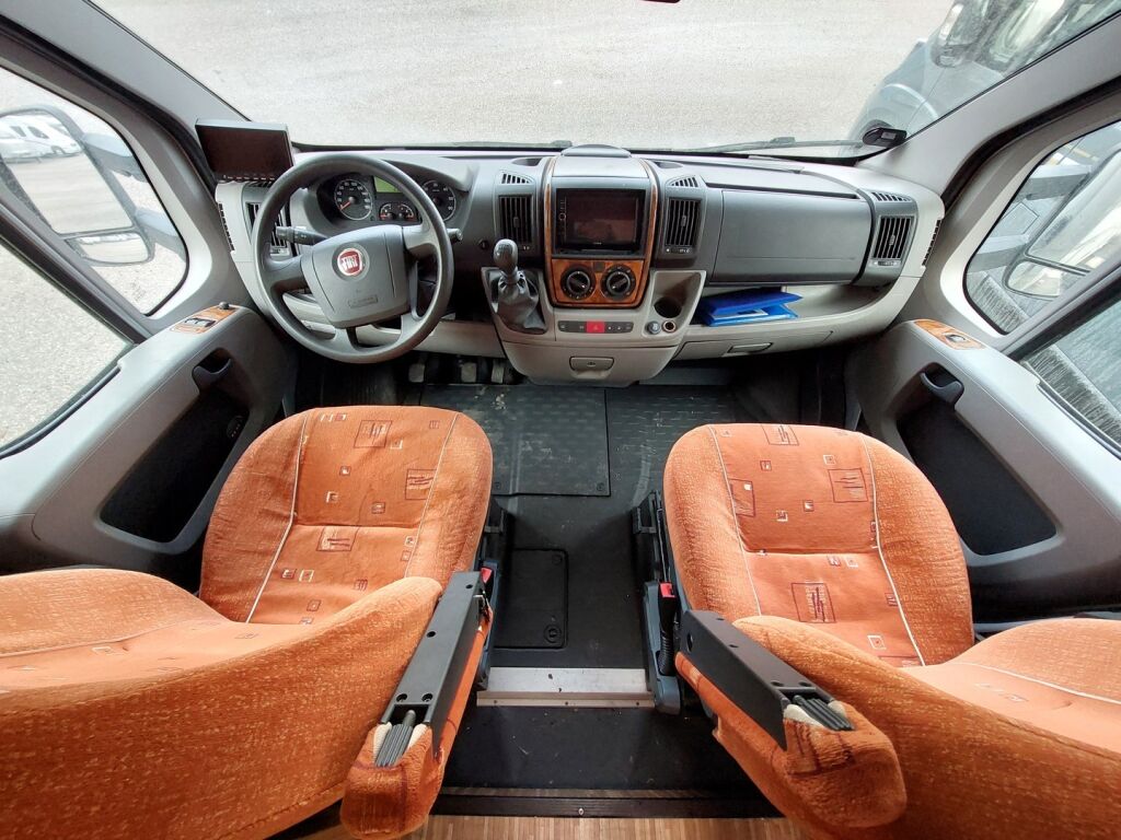 Bürstner Argos A 747 2007 Valkoinen