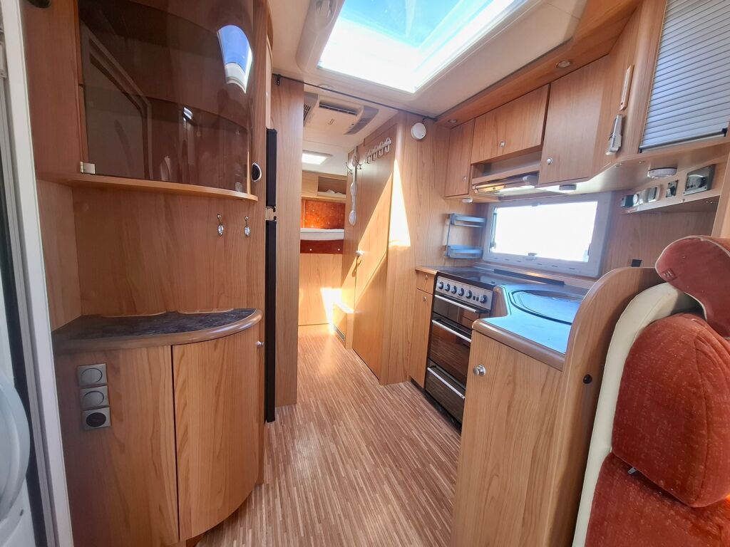 Bürstner Argos A 747 2007 Valkoinen