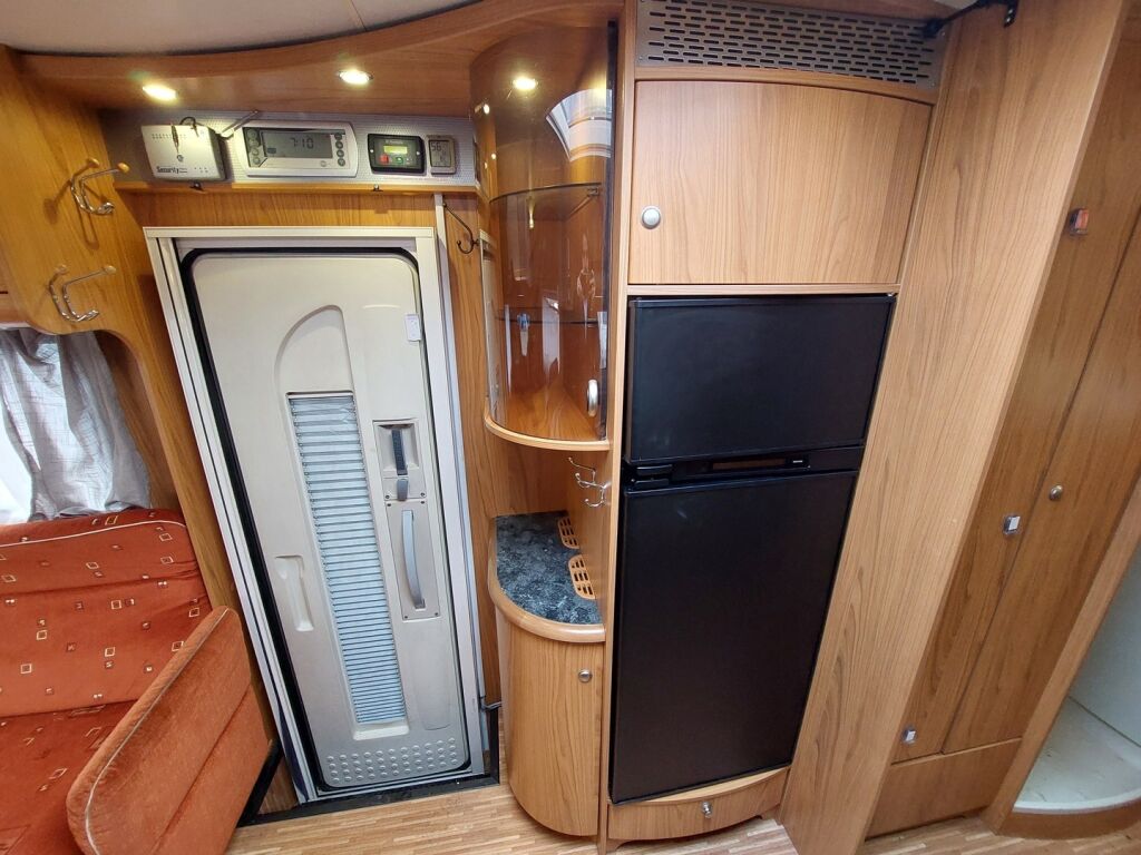 Bürstner Argos A 747 2007 Valkoinen