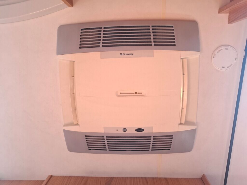 Bürstner Argos A 747 2007 Valkoinen