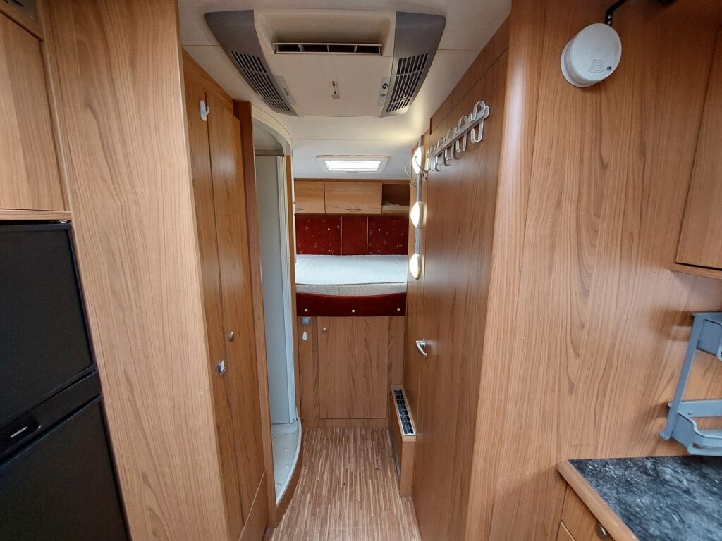 Bürstner Argos A 747 2007 Valkoinen