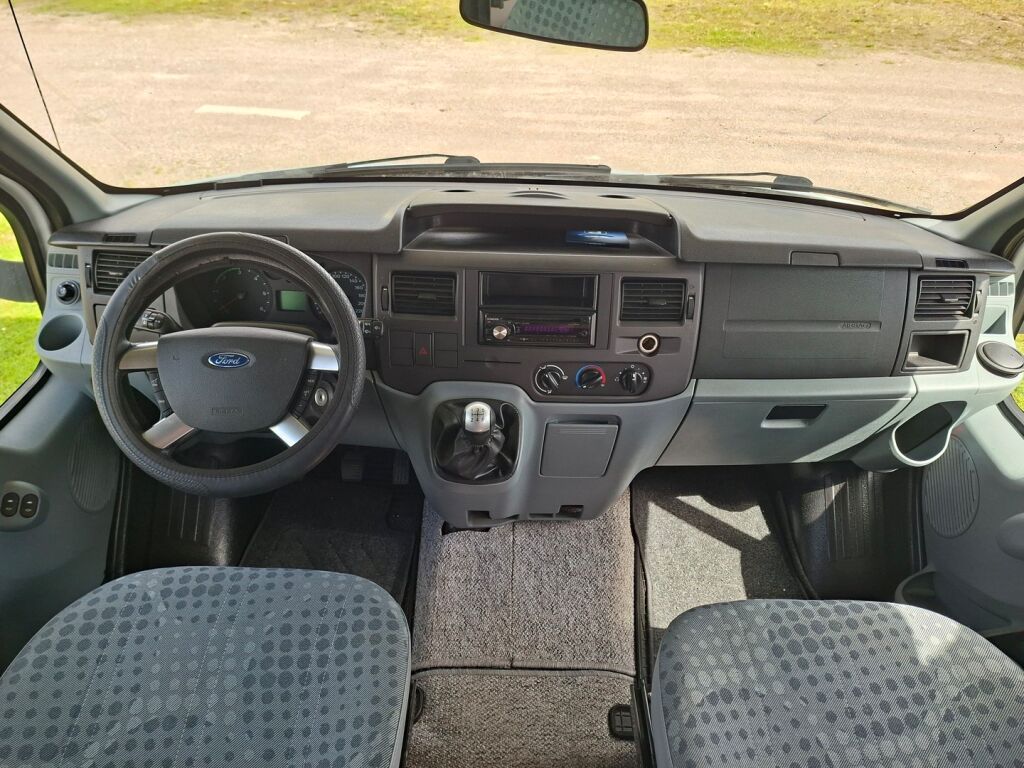 LMC Liberty Basic A 564 G 2009 Valkoinen
