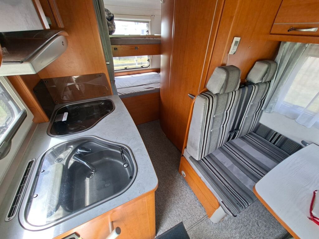 LMC Liberty Basic A 564 G 2009 Valkoinen