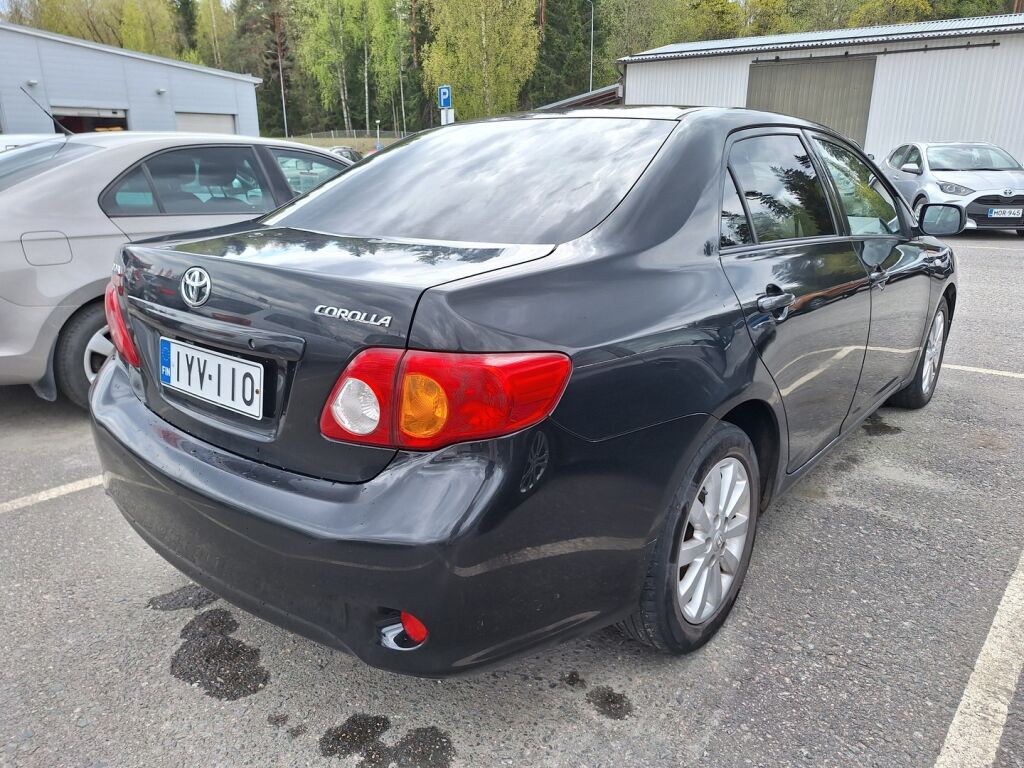 Toyota Corolla 2008 Musta