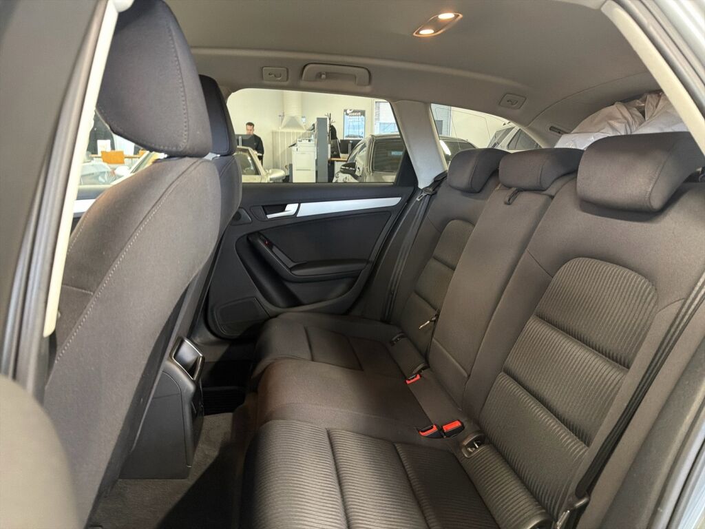 Audi A4 2009 Harmaa