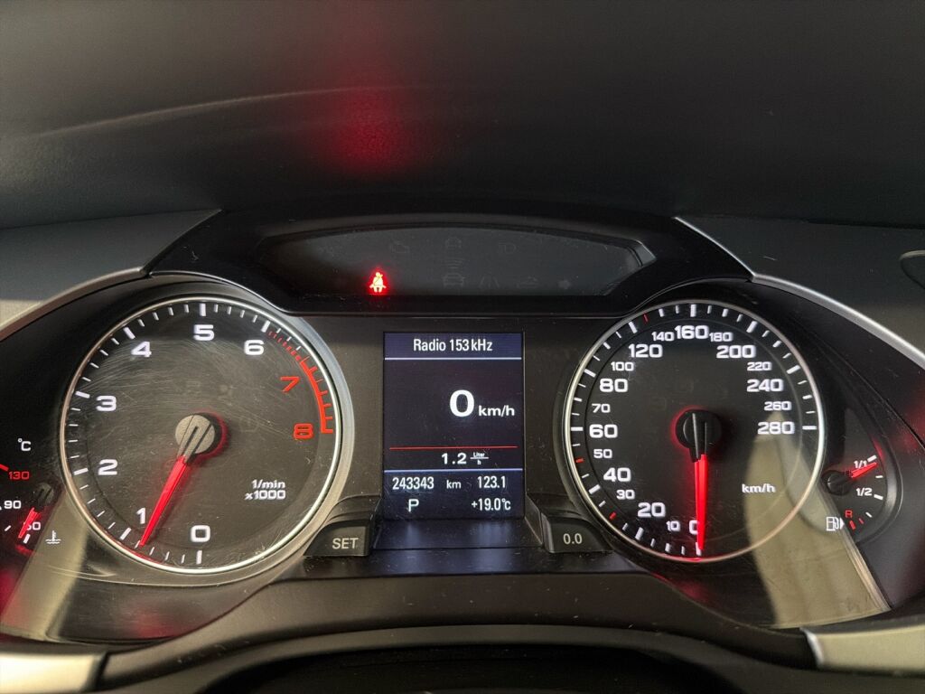 Audi A4 2009 Harmaa