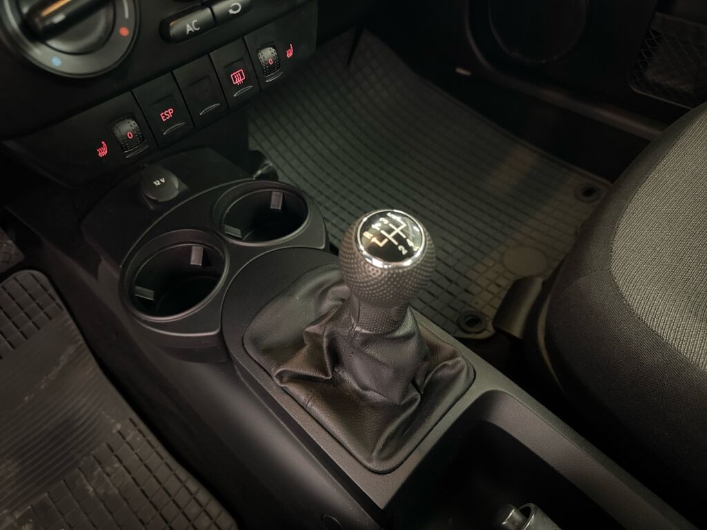 Volkswagen New Beetle 2009 Vihreä