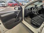 Volkswagen Golf 2009 Valkoinen
