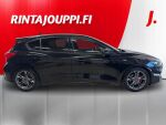 Ford Focus 2021 Musta