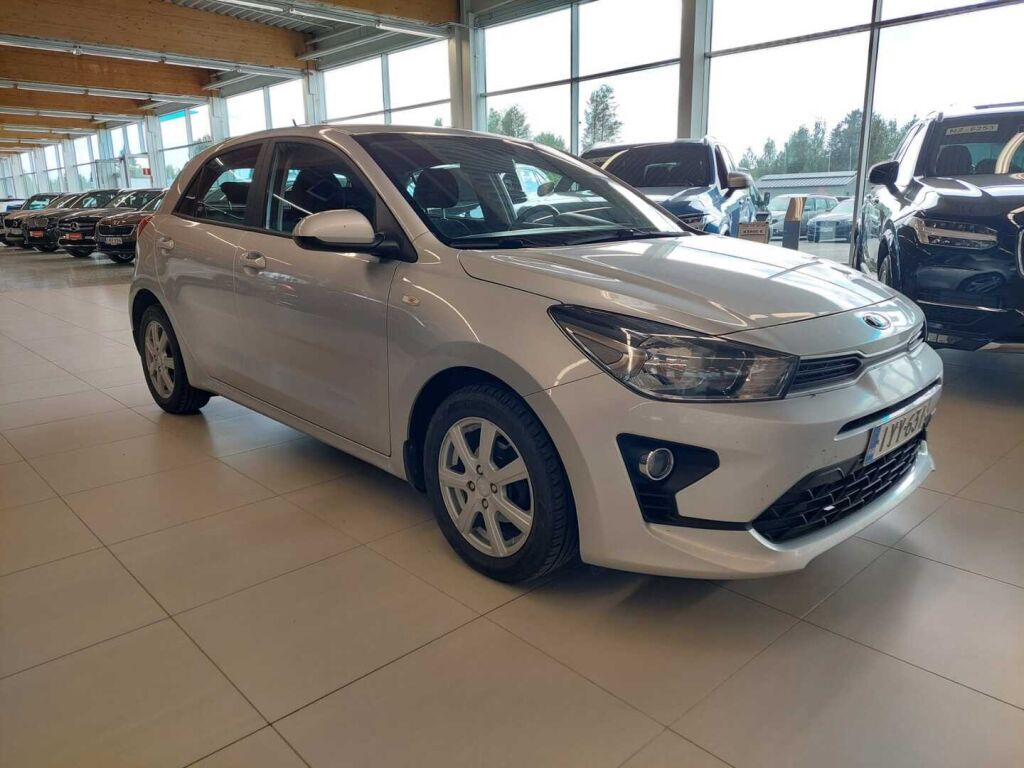 Kia Rio 2021 Hopea