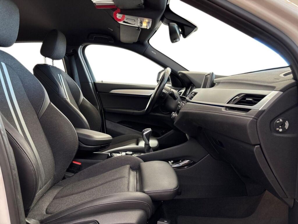 BMW X2 2021 Valkoinen