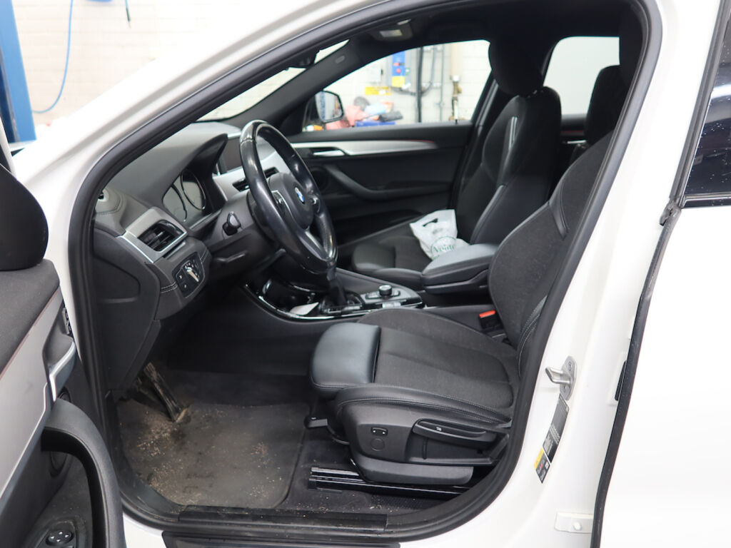 BMW X2 2021 Valkoinen