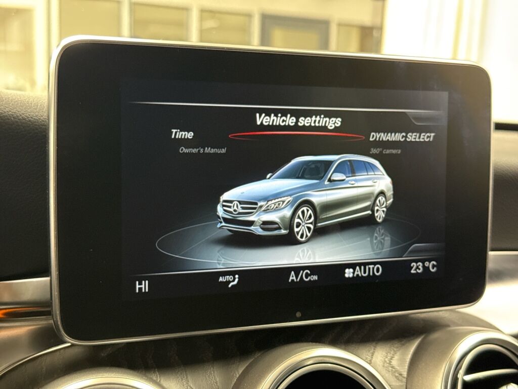 Mercedes-Benz C 2016 Musta